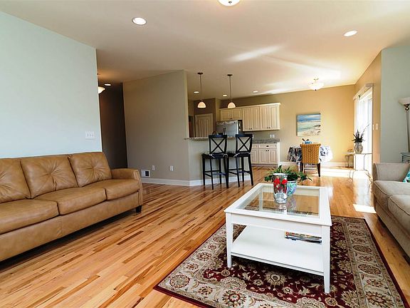 5th image of 12 Alexandra Ct