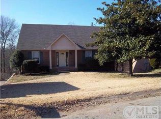 808 Margret Dr, Clarksville, TN 37042