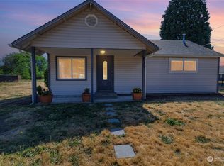 619 10th St SE, Puyallup, WA