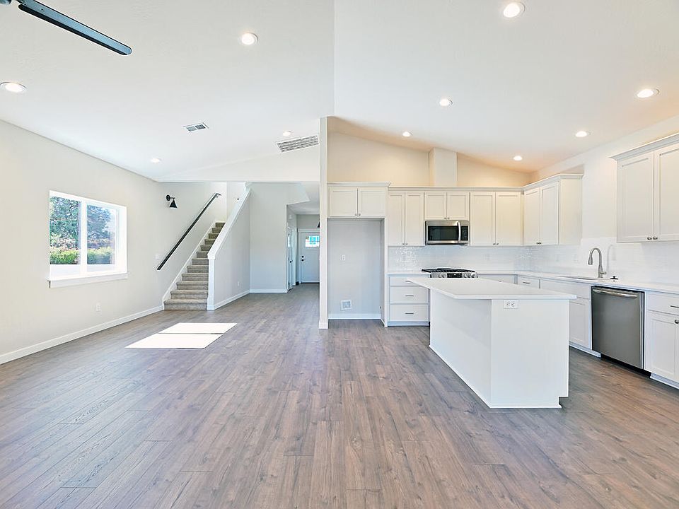 1653 Thomas Rd, Medford, OR 97501 MLS 220171485 Zillow