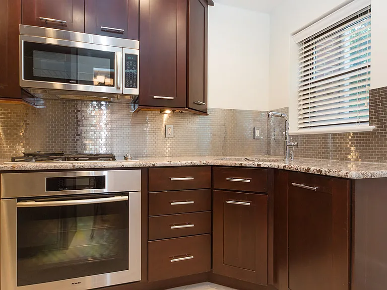 3628 Jenifer St NW — Photo 2