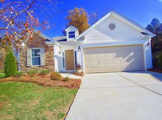 6140 Hidden Meadow Ln, Charlotte, NC 28269
