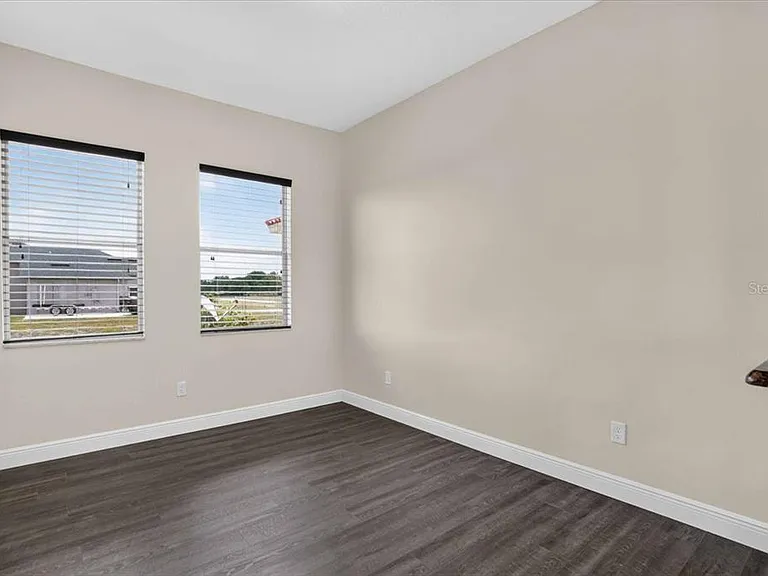 5218 Lake Toscana Dr — Photo 15