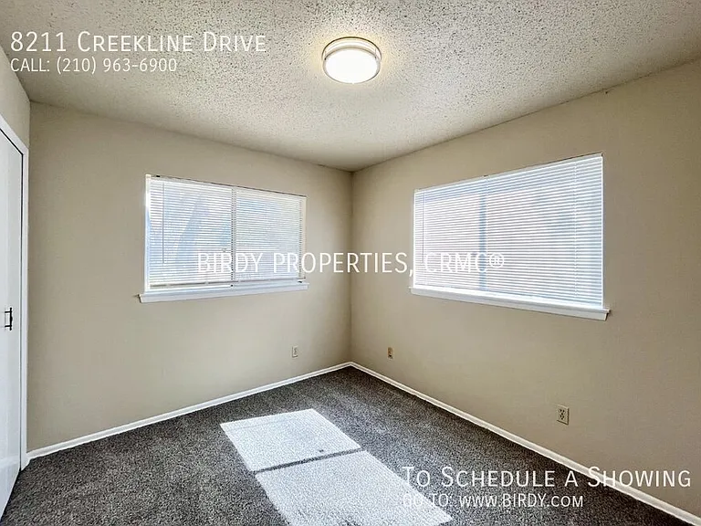 8211 Creekline Dr — Photo 24