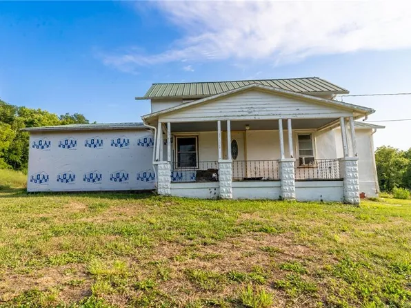 18606 278th Rd, Atchison, KS 66002