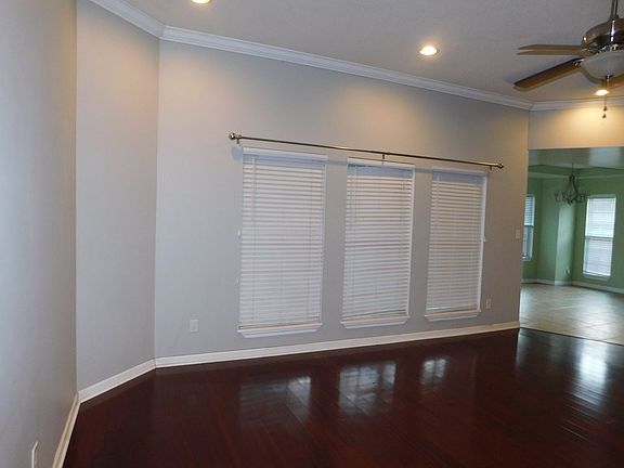 5th image of 3498 Butler Woods Dr