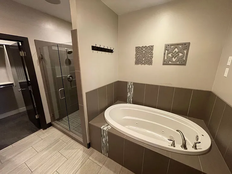 2676 S 3030 E — Photo 20