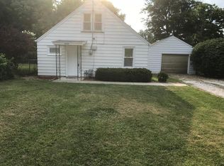 3920 S Chalmers Ave, Bartonville, IL 61607