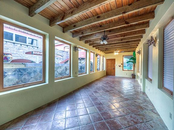 3rd image of 614 Pine Gully Rd