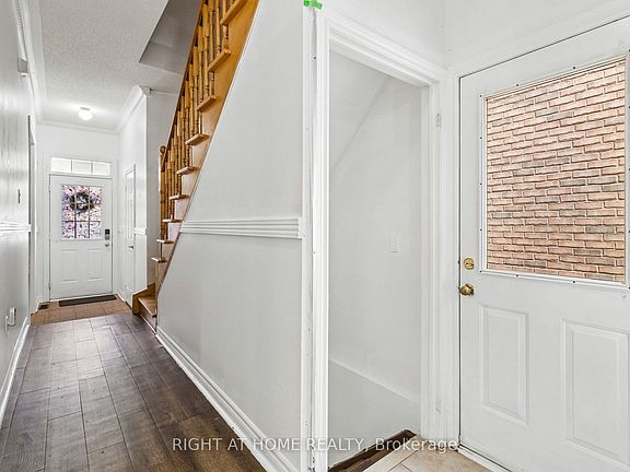 3rd image of 116 Nasir Cres