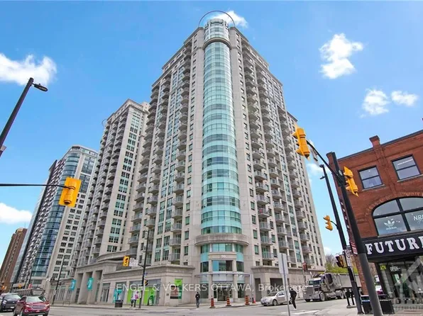 200 Rideau St #904, Ottawa, ON K1N 5Y1