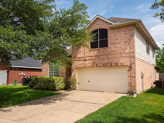 2nd image of 3307 Southdown Dr