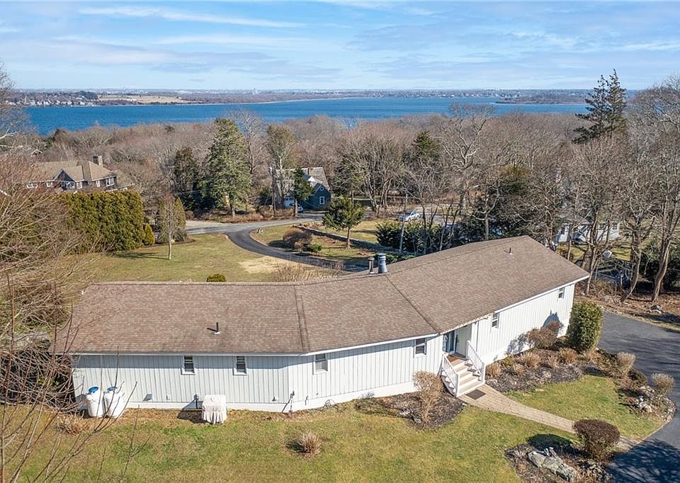 62 Champlin Rd, Saunderstown, RI 02874 Zillow