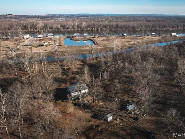 10 Lehmond Island Rd, Saint Charles, MO 63301