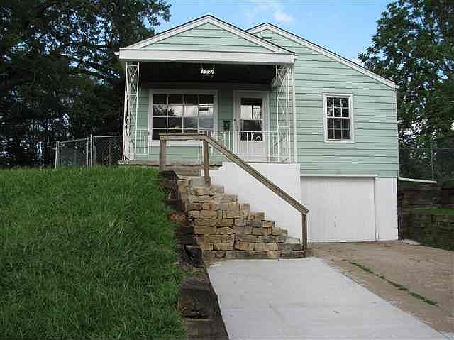 1st image of 5521 N 33rd Ave