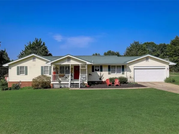 1370-A Old Jackson Rd, Locust Grove, GA 30248