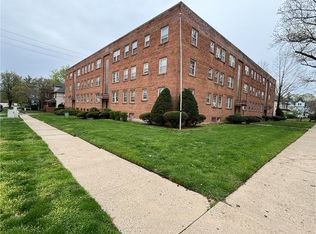 305 S Edward St, Decatur, IL 62522