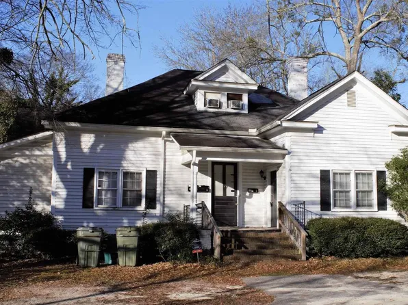 1205 Mill St, Camden, SC 29020