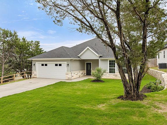 2nd image of 2617 Creek Dr