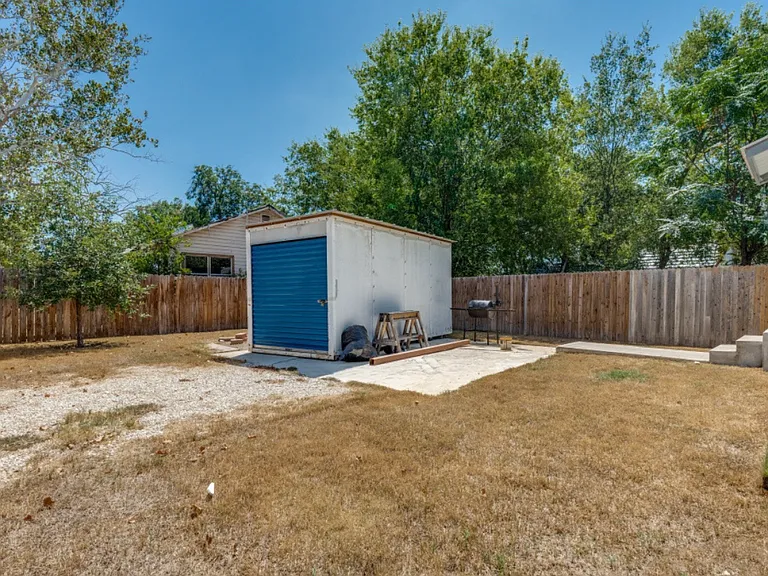 156 Pioneer Rd — Photo 14