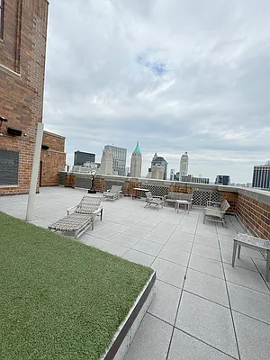 Rented by YKLL LLC | media 12