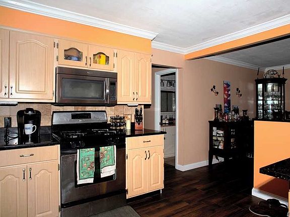 5th image of 149-21 79th St