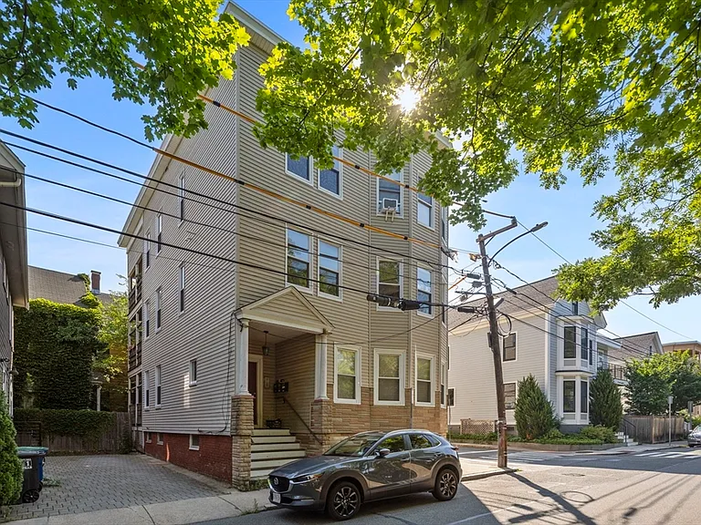 84 Line St #2 — Photo 19