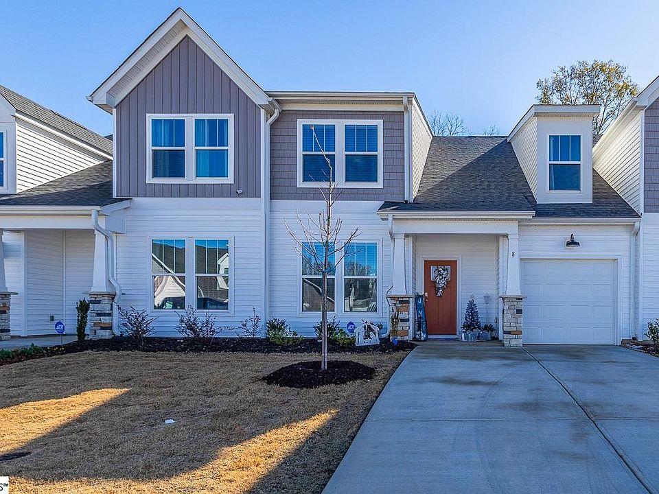 1st image of 8 Thornfield Dr