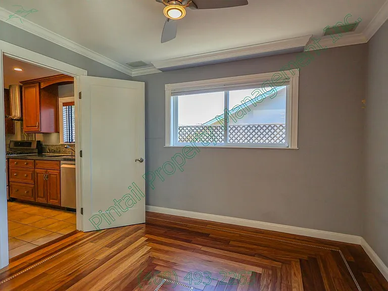 1513 Williams Ave — Photo 9