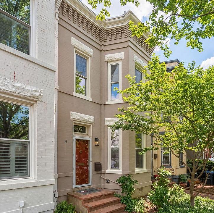 1st image of 505 15th St SE