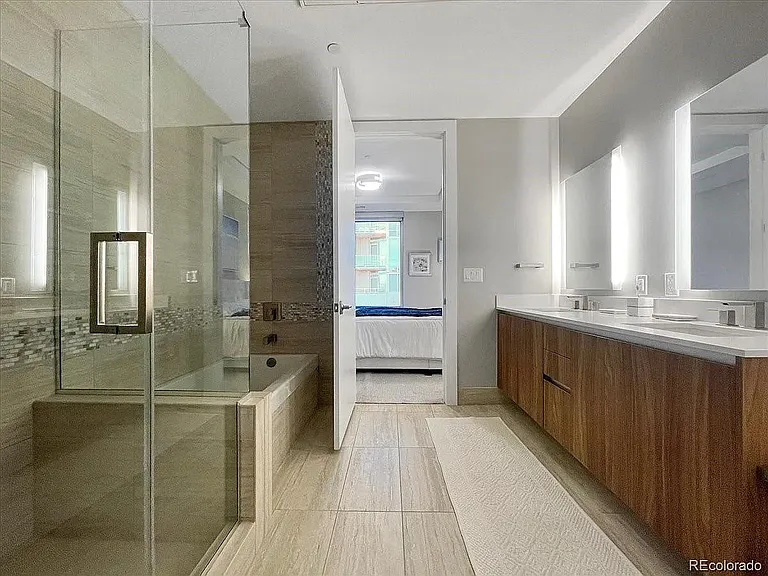 420 W 17th Ave #338 — Photo 6
