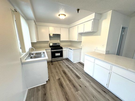 2nd image of 14118 Cordary Ave APT 49
