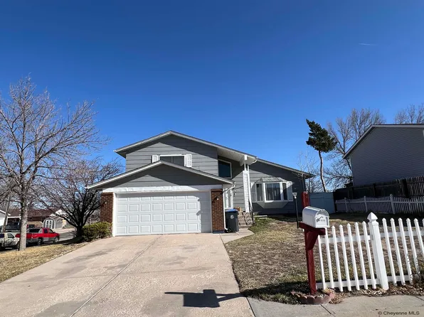 1622 Trail Way Rd, Cheyenne, WY 82007