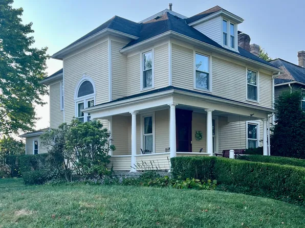 98 N High St, Jackson, OH 45640