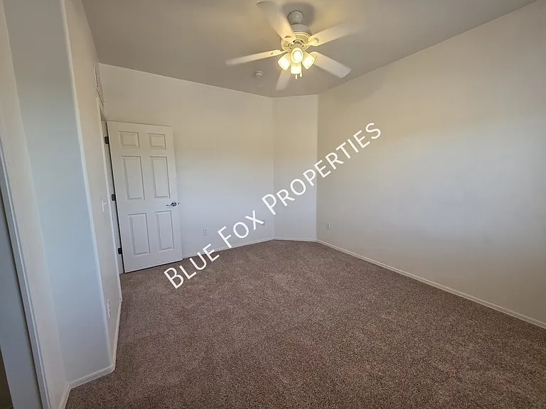 3508 W Lost Village Ln — Photo 14