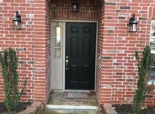 601 SW 5th St APT 2, Bentonville, AR 72712