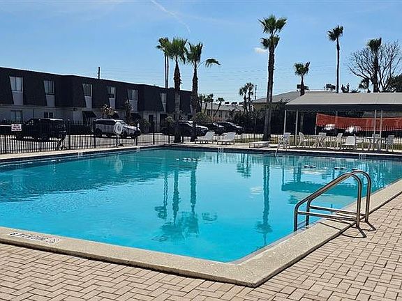 5th image of 1928 Conway Rd APT 17