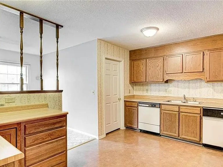 205 D N Rotary Dr — Photo 18