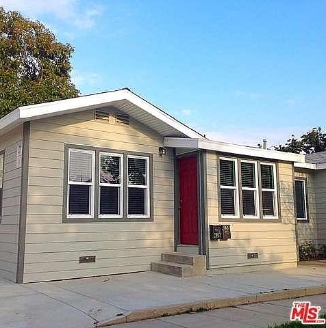 1st image of 638 Fischer St