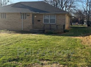 3533 SW 9th St, Topeka, KS 66606