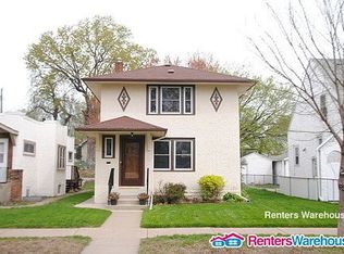 1665 Thomas Ave, Saint Paul, MN 55104