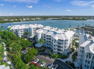 1260 Dolphin Bay Way APT 403, Sarasota, FL 34242