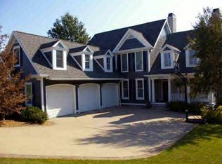 2507 Quail Ridge Dr, Burlington, IA 52601