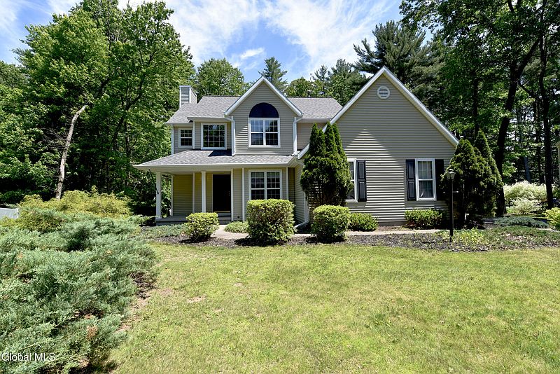 2nd image of 662 Stark Terrace