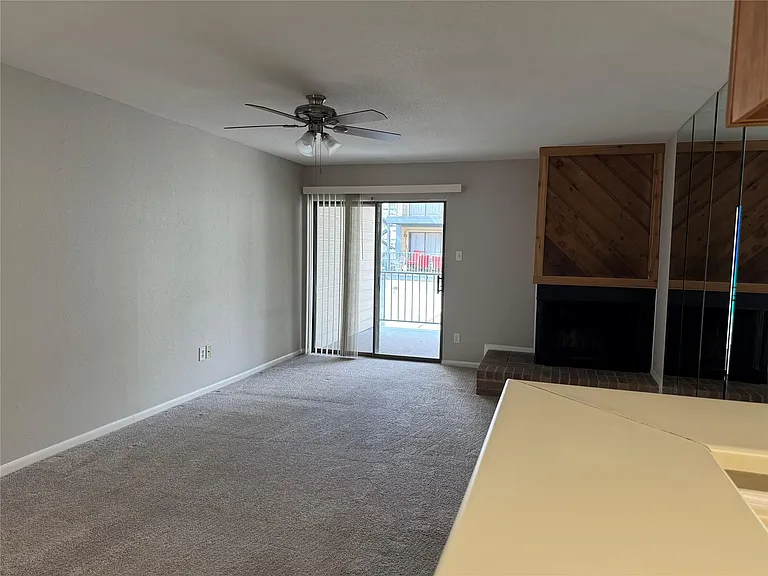 4001 Nasa Pkwy #138 — Photo 14