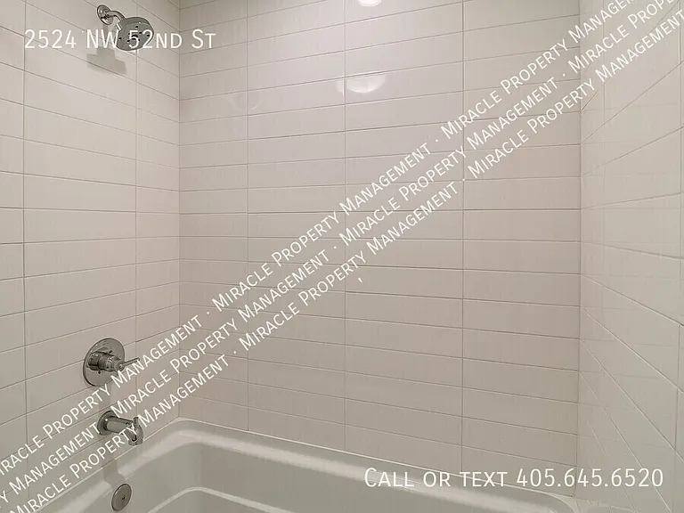 2524 NW 52nd St — Photo 44