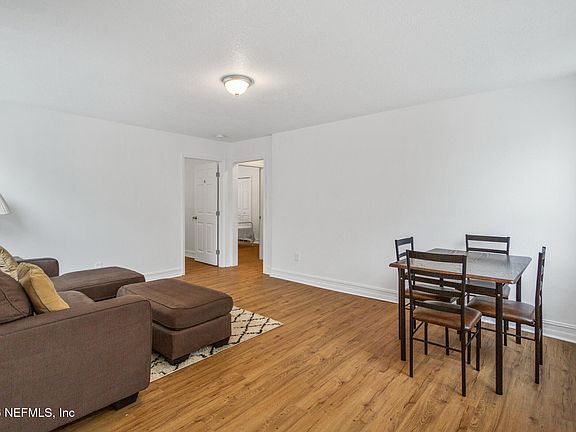 5th image of 1401 W 22ND Street