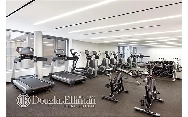 Rented by Douglas Elliman | media 25