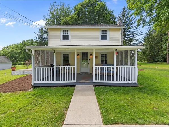 586 Stump Rd, Skaneateles Falls, NY 13153