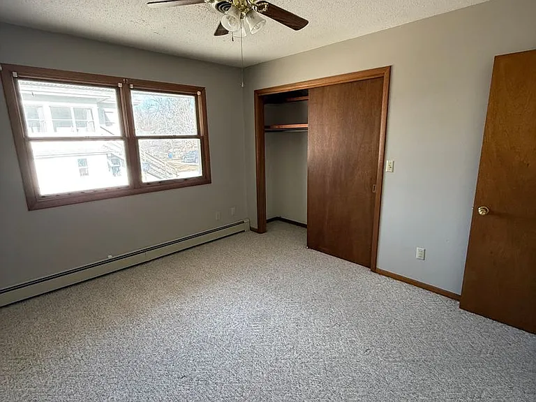 806 Jefferson St — Photo 4